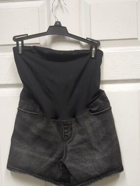 Isabel Maternity by Ingrid & Isabel Black Overband Denim Jean Shorts